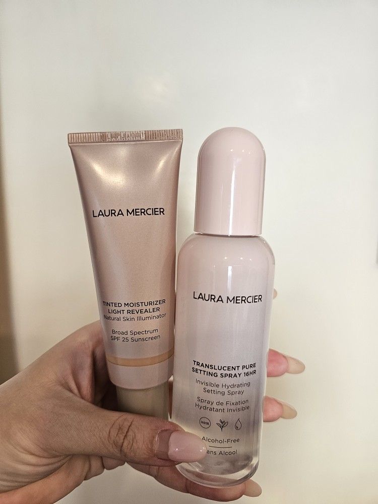 Laura Mercier And Cle De Peau Makeup Sets Value Over $150
