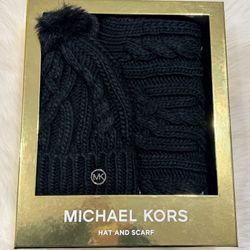 Michael Kors Hat & Scarf 🧣 