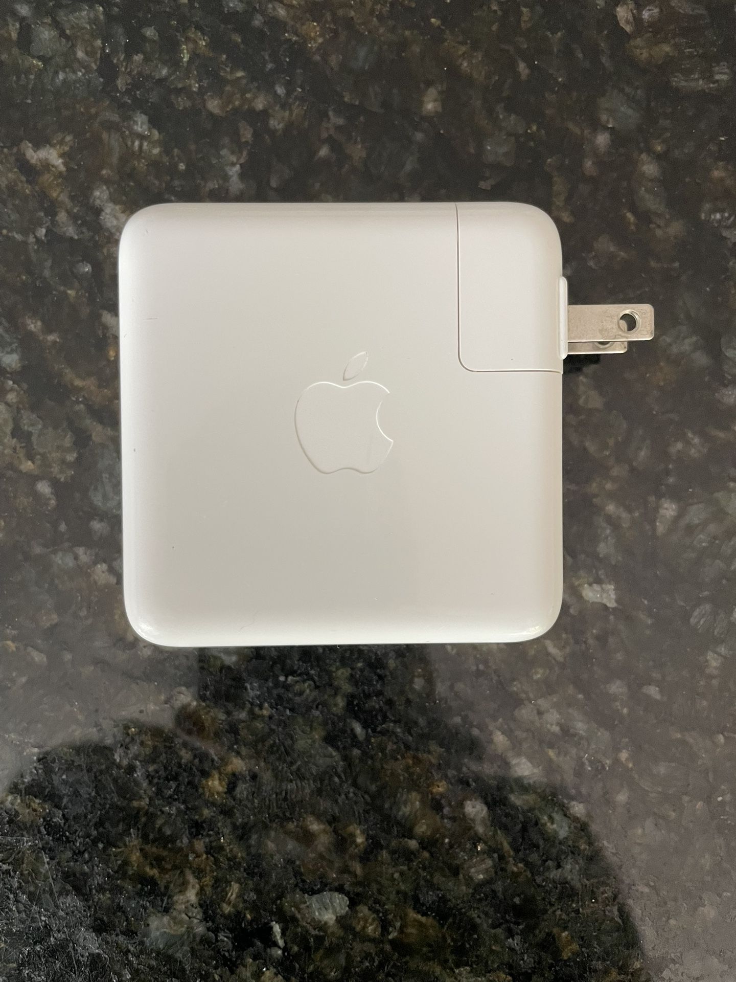 Apple Power Adapter 61W USB-C Power Charger Adapter