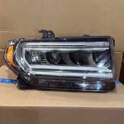 2020 2021 2022 2023 GMC Acadia right RH Passenger Side Headlight OEM (contact info removed)6