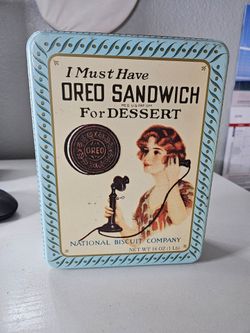Vintage 1986 Oreo Cookie Tin w/ Rare Original Paper Liners