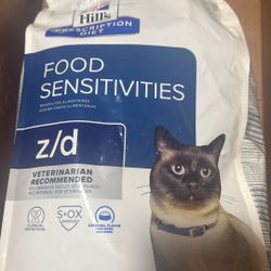 Hills Pr Cat Food Food Z/D Sensitivities 8.5 Bag Sealed  