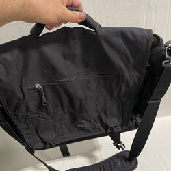 REI Quantum Checkpoint Brief Case Padded Laptop Shoulder Messenger Bag