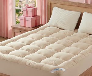 Thick Fitted Sheet Mattress Pad