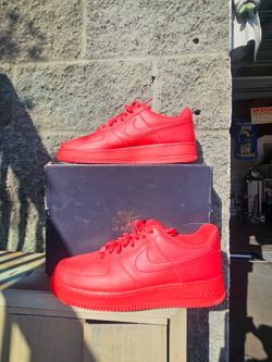 Air force 1 red  10.5 like new