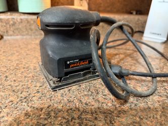Black & Decker Quick Finish Palm Sander