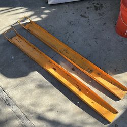 Forklift extensions