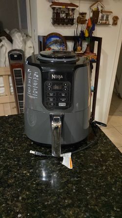 NINJA Air Fryer Model AF101 NEW OPEN BOX