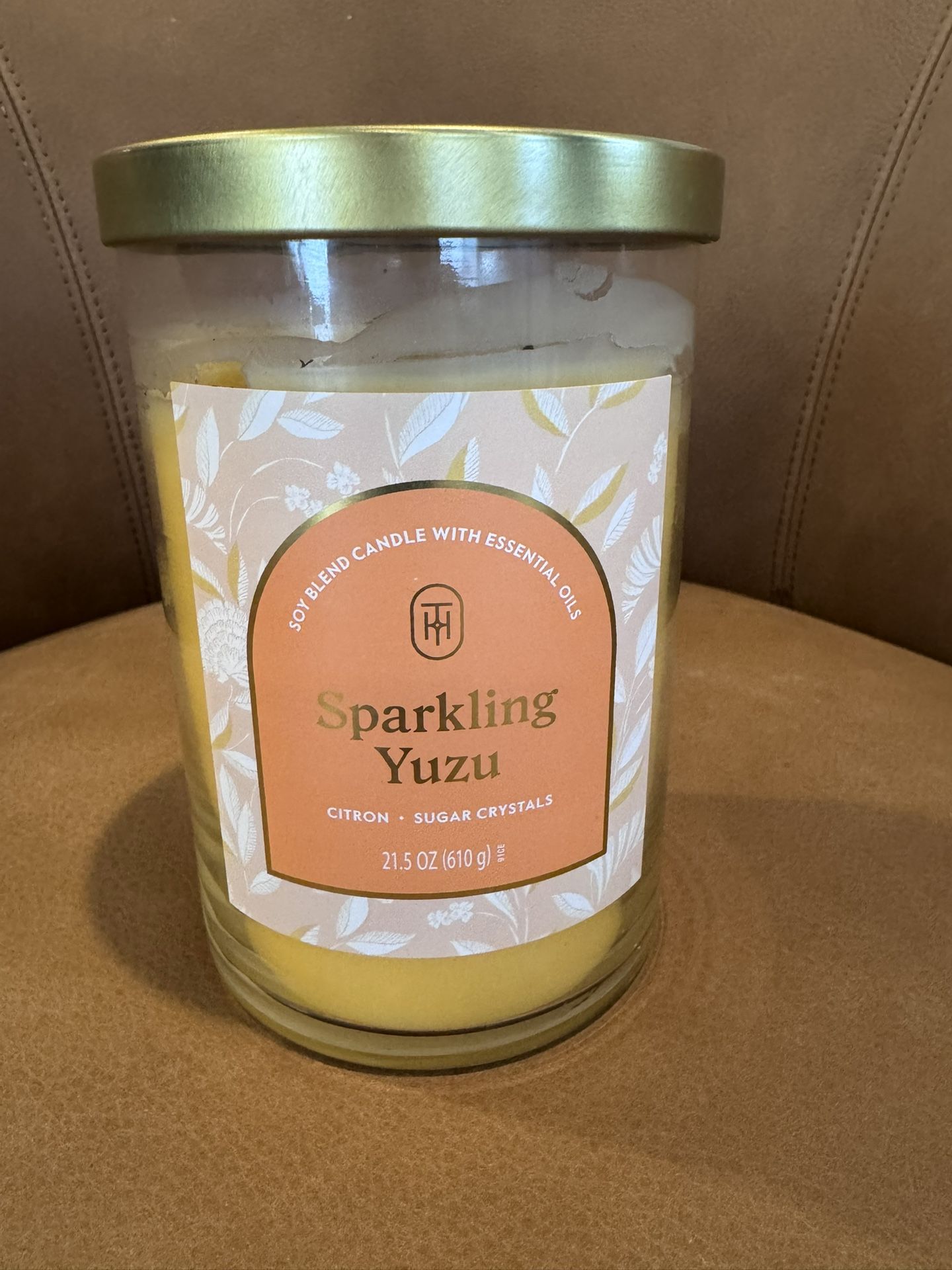 Free Threshold Candle (sparkling Yuzu Scent, Slightly Used) Lynnwood 