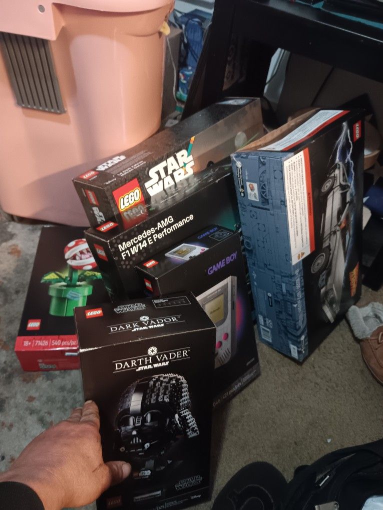 Selling Legos As Set For 400