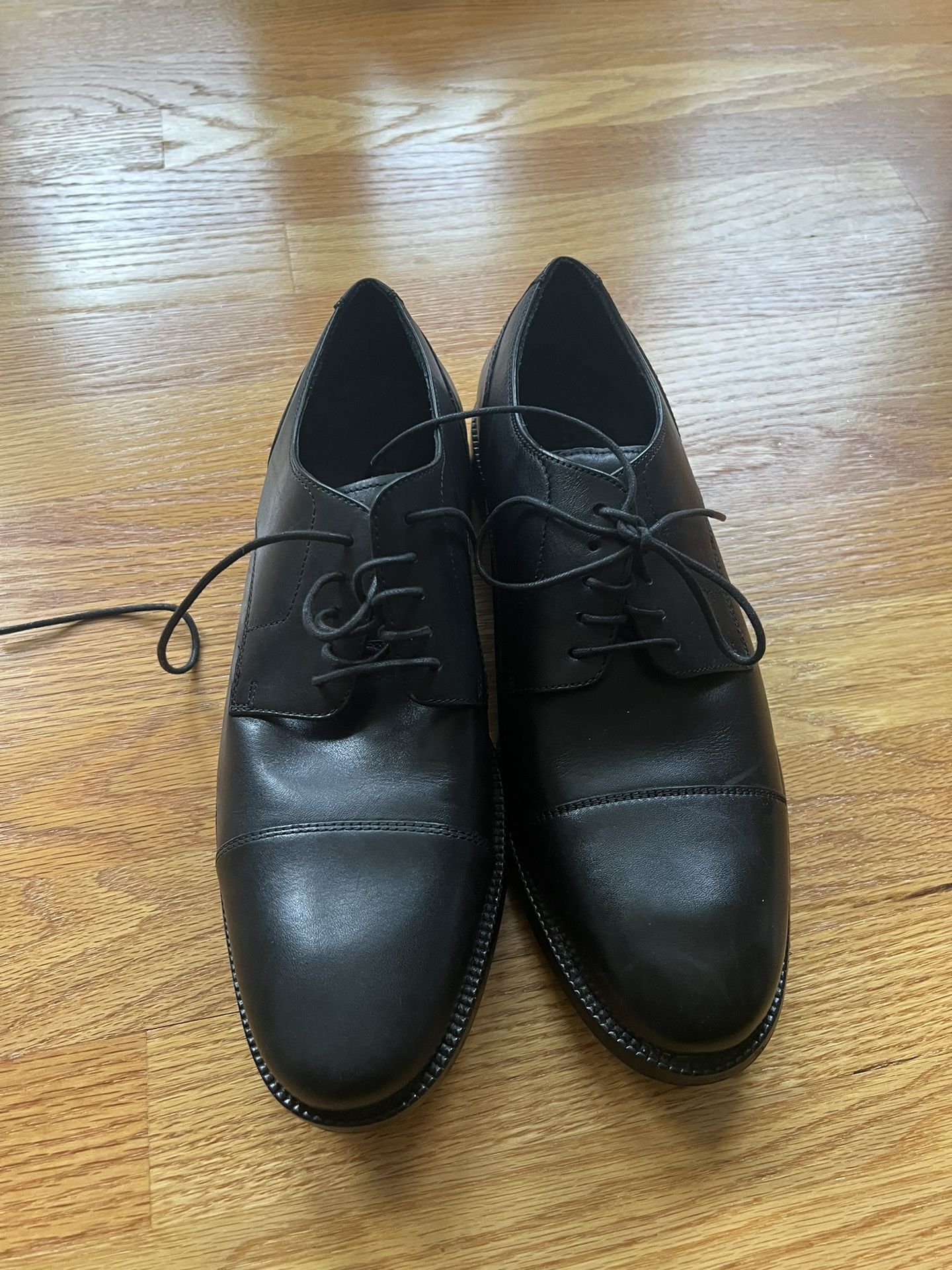 New Cole Haan Mens Benton Oxford Cap Toe Dress Shoes Black Oxford Lace Up Size 8