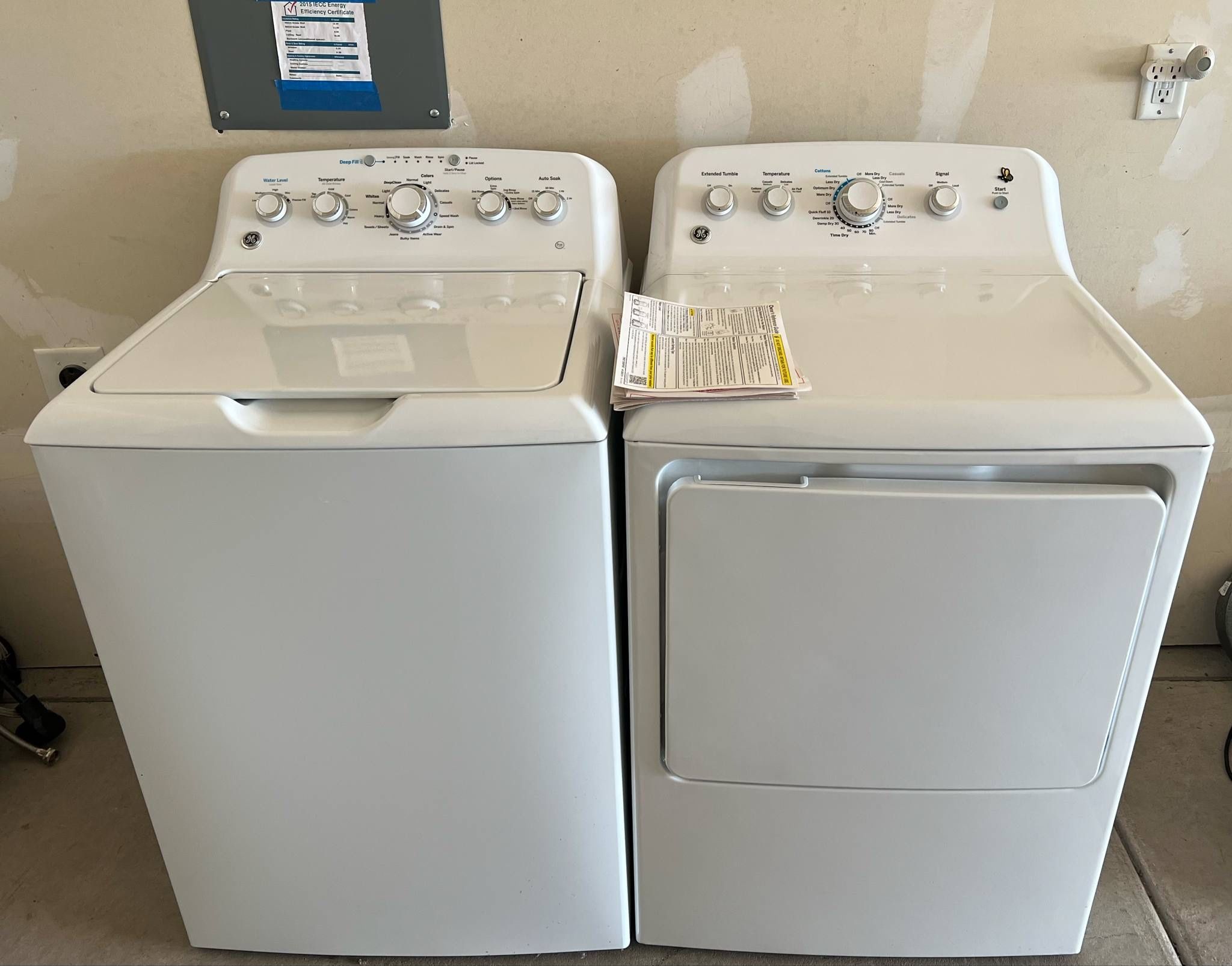 GE Washer and Dryer (delivery available)