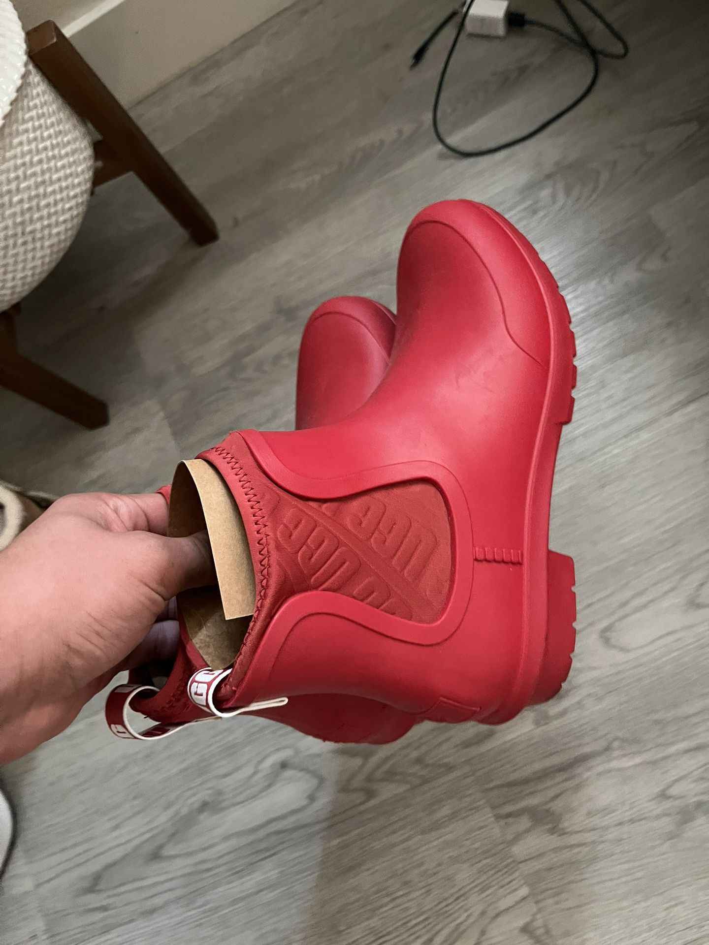 UGG women’s Chevonne Red