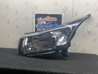 11-14 CHEVY CRUZE HALOGEN DRIVER HEADLIGHT