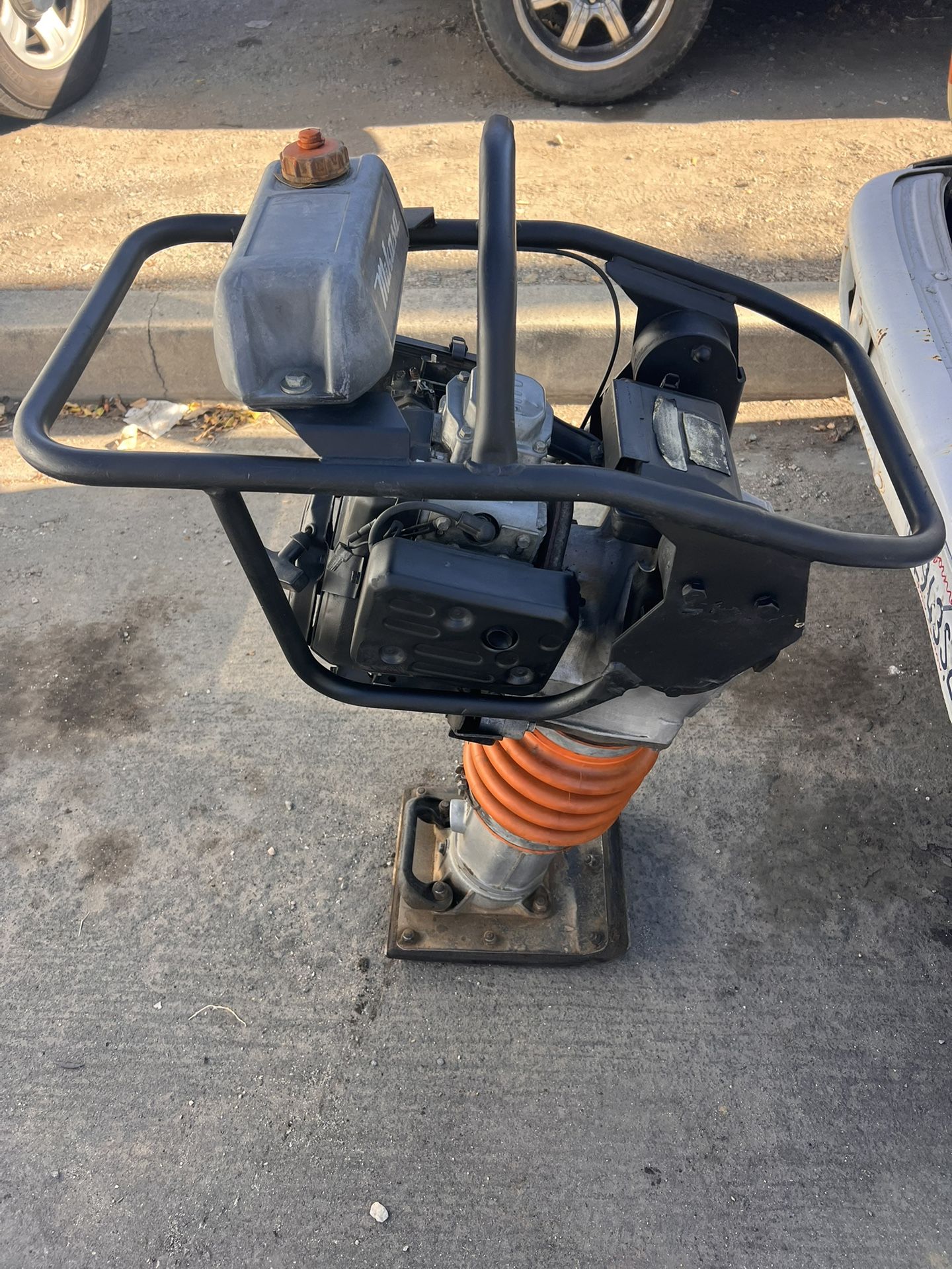 MIKASA MULTIQUIP COMPACTOR- GASOLINE- MT-74 