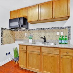 Kenmore Microwave/hood Combo 1.6 Cu Ft