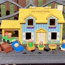 Vintage 1969 Fisher Price House Set 