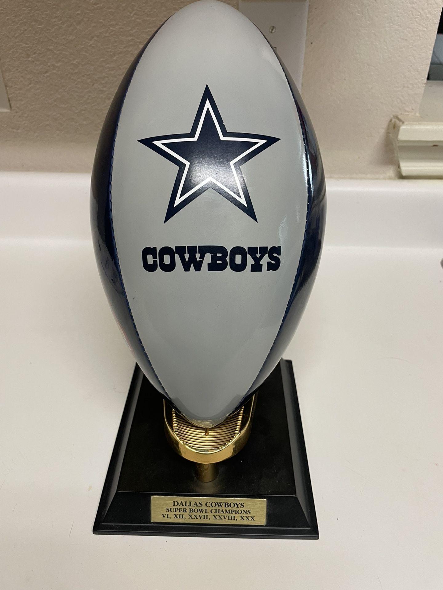 Dallas Cowboys Commemorative Superbowl Trophy