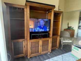 3 Piece Wall Unit/ Entertainment Center