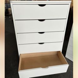 5 Drawer Dresser 