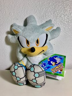 Sonic the Hedgehog Silver Plush 35th Anniversary