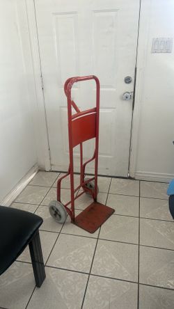 Push dolly