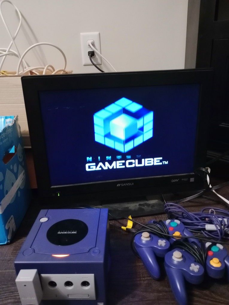 Nintendo GameCube And Gameboy Advance Bundle