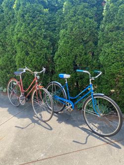 Vintage Schwinn Breeze & World Tourist Bike Bicycles - Need Work, Sold As Is