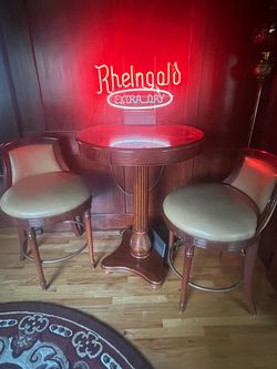 Quality Pub table and chairs