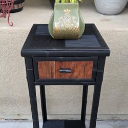 Accent Table 