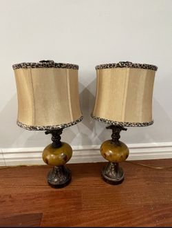 Set of 2 Leopard Print Elegant Lamps