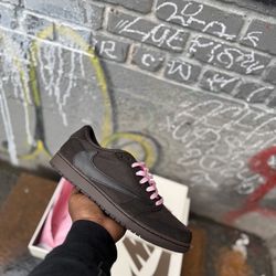 Jordan 1 Retro Low OG SP ‘Travis Scott Velvet Brown’