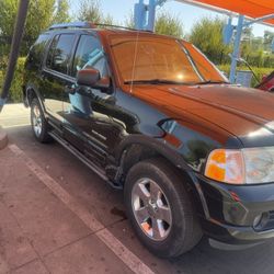 2005 Ford Explorer