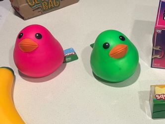 Jumbo duck squishy