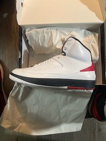 Jordan 2 Chicago 