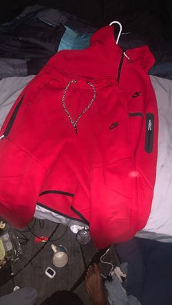 Nike Tech Full Suits More Then 1