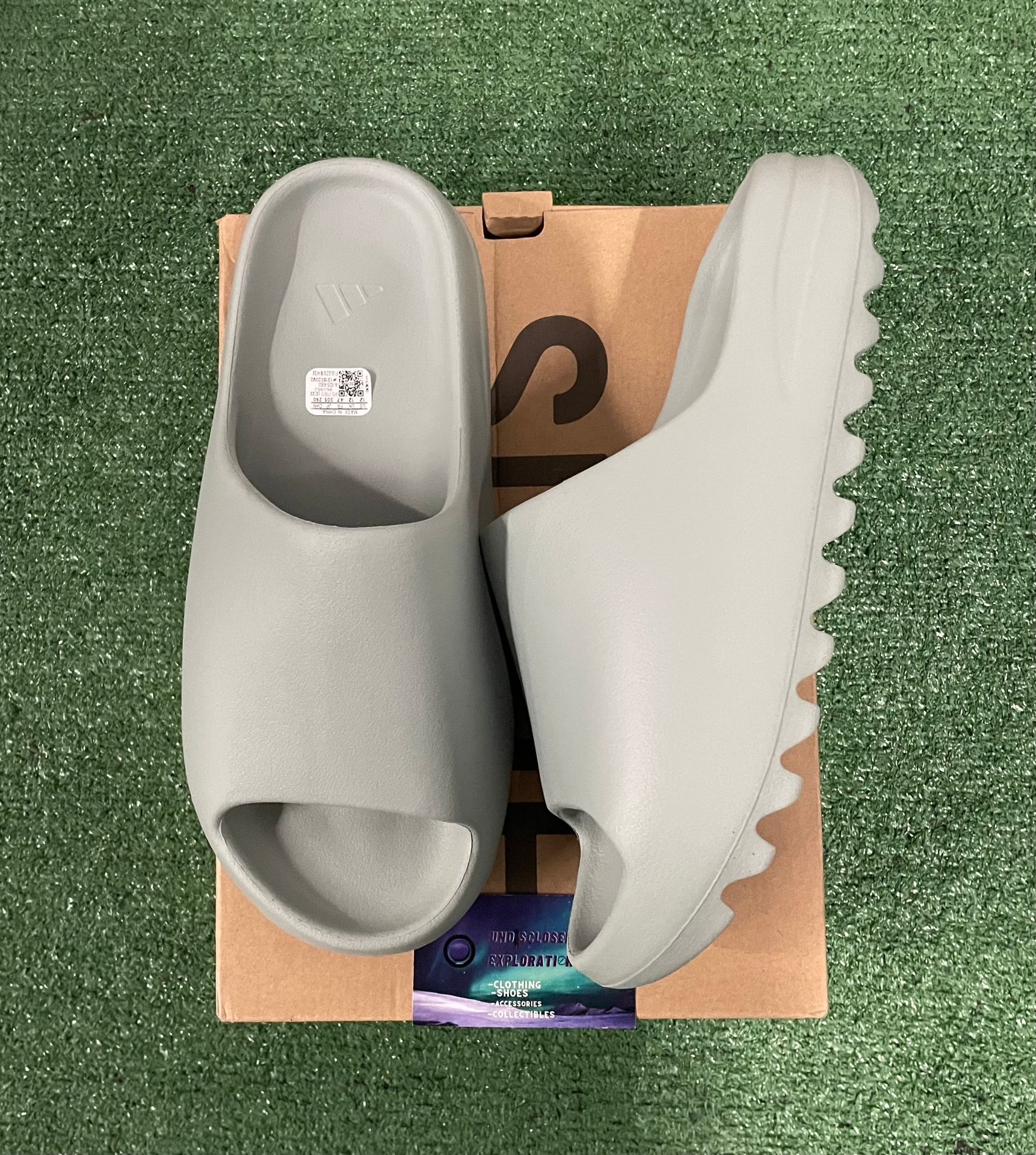 Adidas Yeezy slide salt