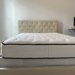 Queen Bed Frame With Mattress 