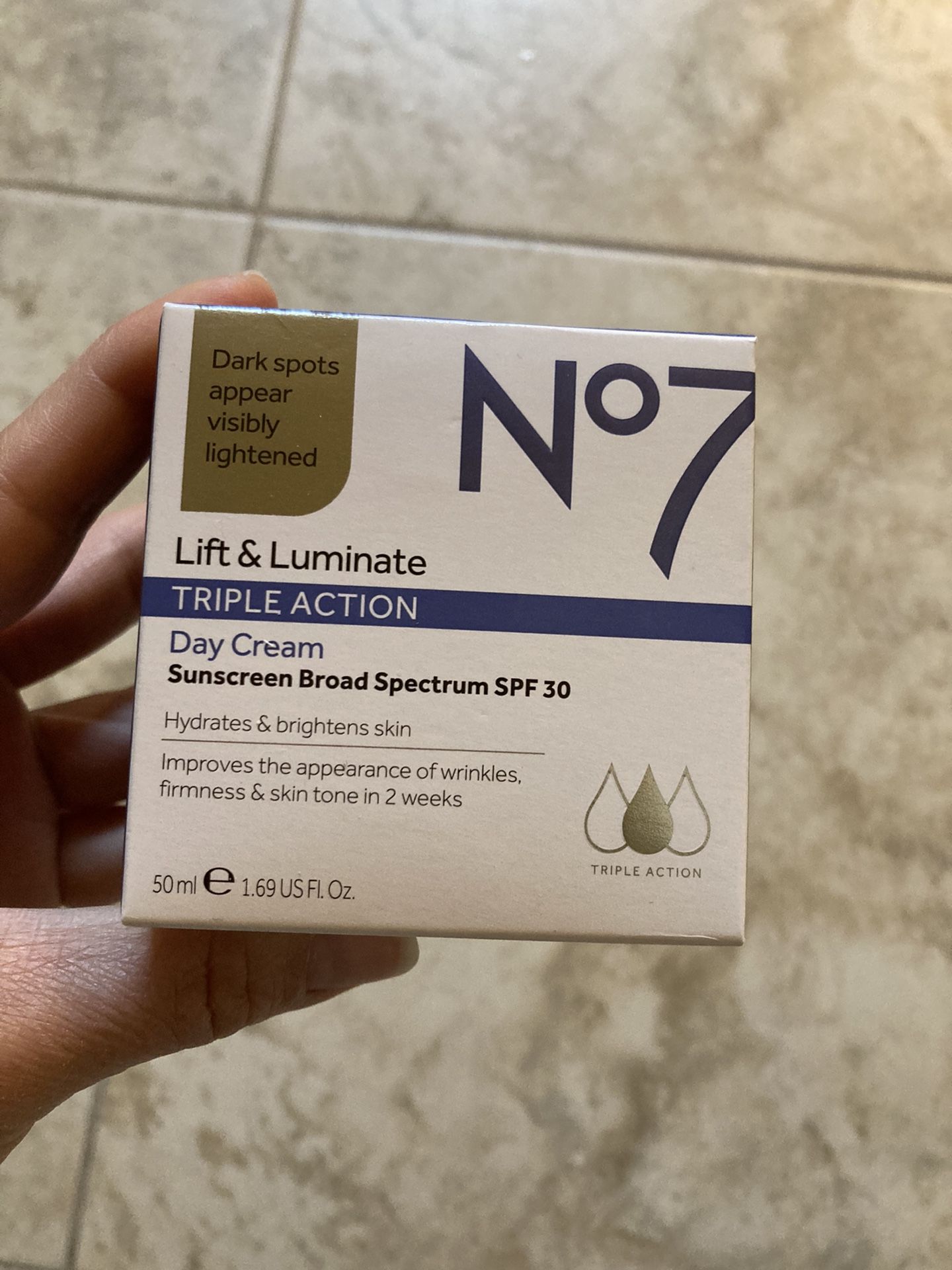 NWT No7 Lift & Luminate Triple Action Day Cream Sunscreen Broad SPF30