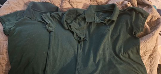 Color Green school shirts size small