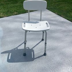 SHOWER CHAIR with BACK REST & ADJUSTABLE LEGS Brand New
