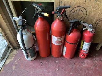 Fire extinguishers 🧯