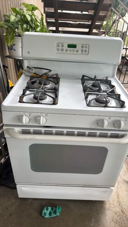 GE White Gas Range Stove Oven