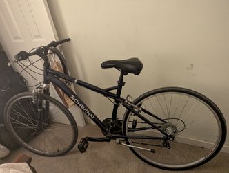 Schwinn Third Avenue Hybrid Bike blue(700c) used $50