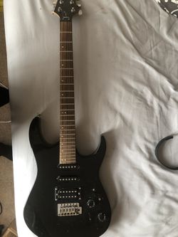 House of Blues electric guitar