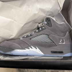 Brand New Wolf Grey Jordan 5 Size 9