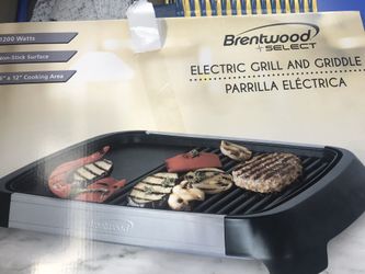 NEW still in the box never open INDOOR GRILL. Brentwood select electric Grill and Griddle