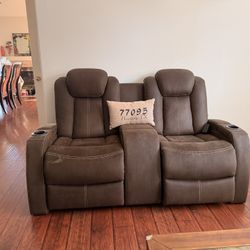 🛋️ Reclining Couch Set for Sale – Excellent Condition!