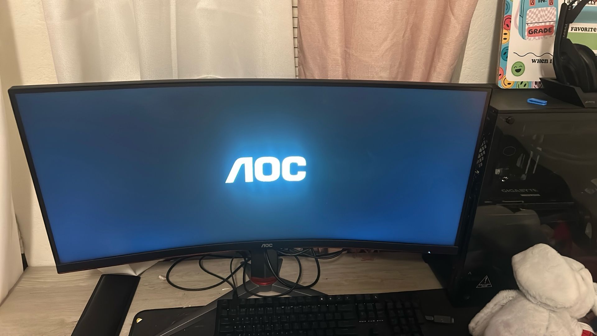 Selling Full Gaming Set Up $1900