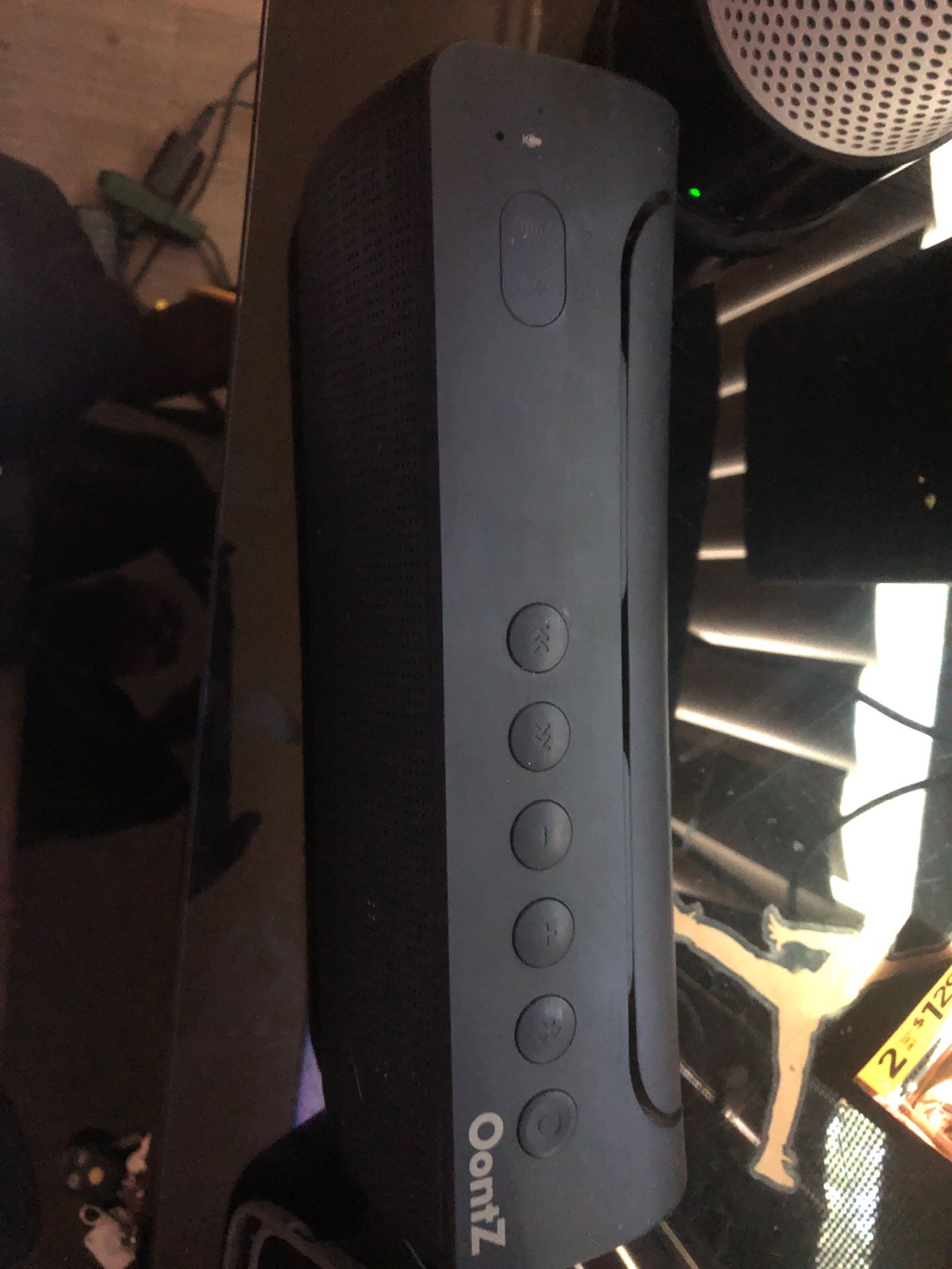 Oontz bluetooth speaker